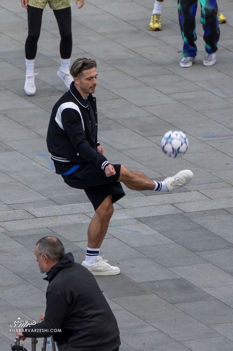 تصاویر| ستاره سیتیزنها در تبلیغ جدید پپسی؛ او راه مسی و بکام را رفت/ شکار شدن کف خیابان پس از قرارداد بزرگ با کمپانی آمریکایی