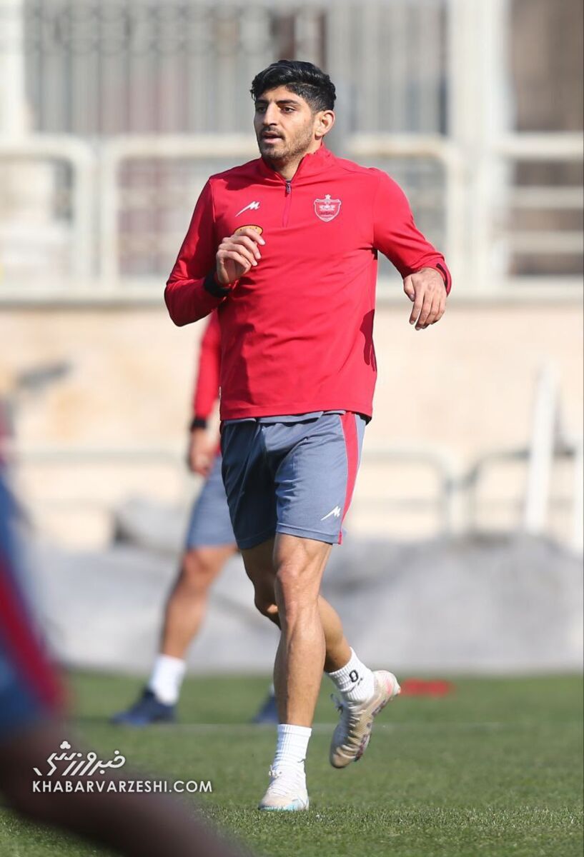 عکس| بازگشت ستاره کلیدی پرسپولیس/ افزایش قدرت سرخها در نیمفصل دوم