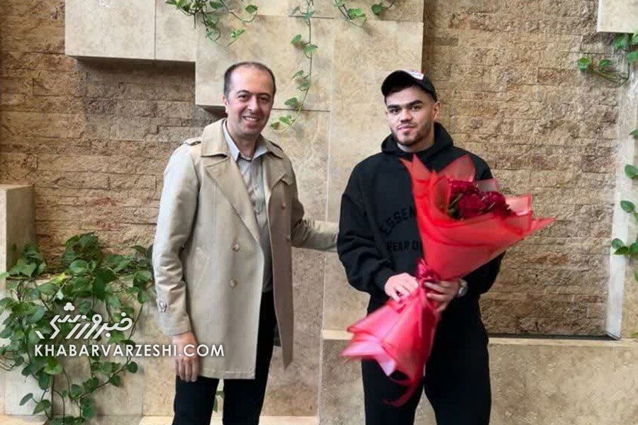 اوستون اورونوف