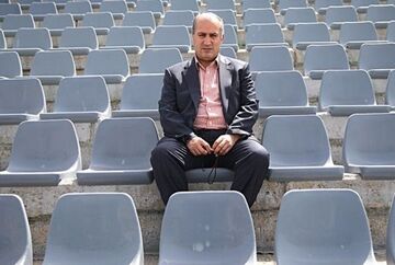 بازدید رئیس فدراسیون فوتبال از ورزشگاه آزادی +عکس
