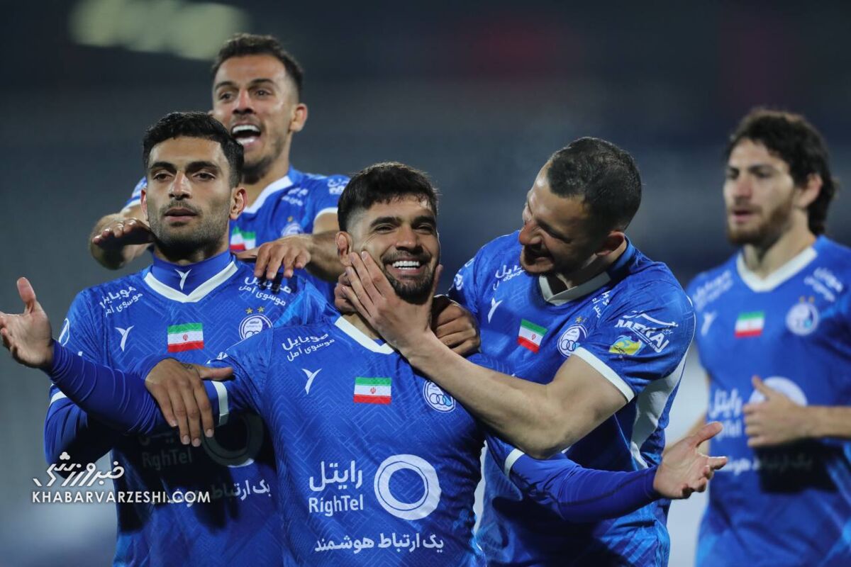 نکونام قبل از عید نوروز قهرمان لیگ برتر میشود! نکونام قبل از عید نوروز قهرمان لیگ برتر میشود!