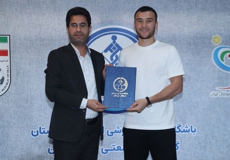 مهاجم عراقی و مدافع ازبکستانی رسماً آبیپوش شدند +عکس