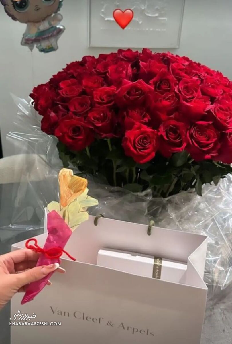 عکس| جورجینا لاکچریترین هدیه ولنتاین را گرفت/ رونالدو در روز عشاق حسابی ولخرجی کرد!