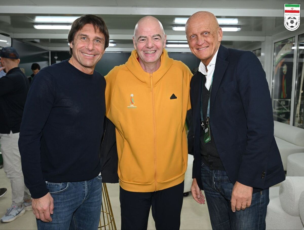 عکس| ۳ چهره برجسته دنیای فوتبال تماشاگر بازی ایران در جام جهانی