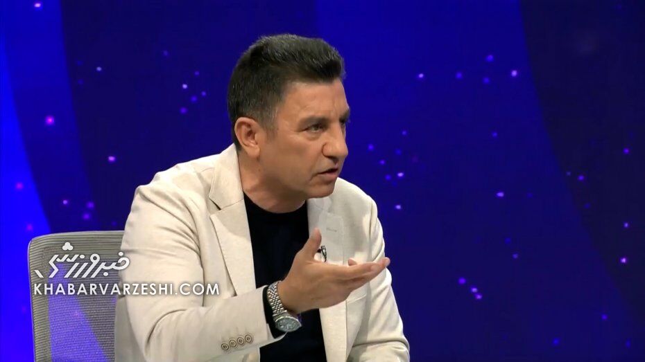 سرمربی تیم ملی در دبی سوژه تبلیغاتی شد! سرمربی تیم ملی در دبی سوژه تبلیغاتی شد!