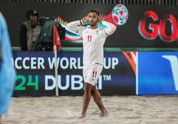 ویدیو| خلاصه بازی فوتبال ساحلی ایران ۲ - امارات ۱/ صعود شگفت‌انگیز ایران به نیمه‌نهایی