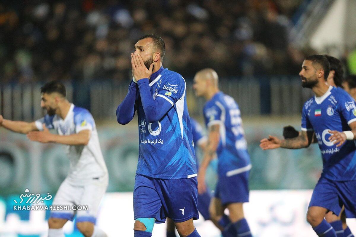 رضایت کاپیتان استقلال به خاطر یک اتفاق فنی رضایت کاپیتان استقلال به خاطر یک اتفاق فنی