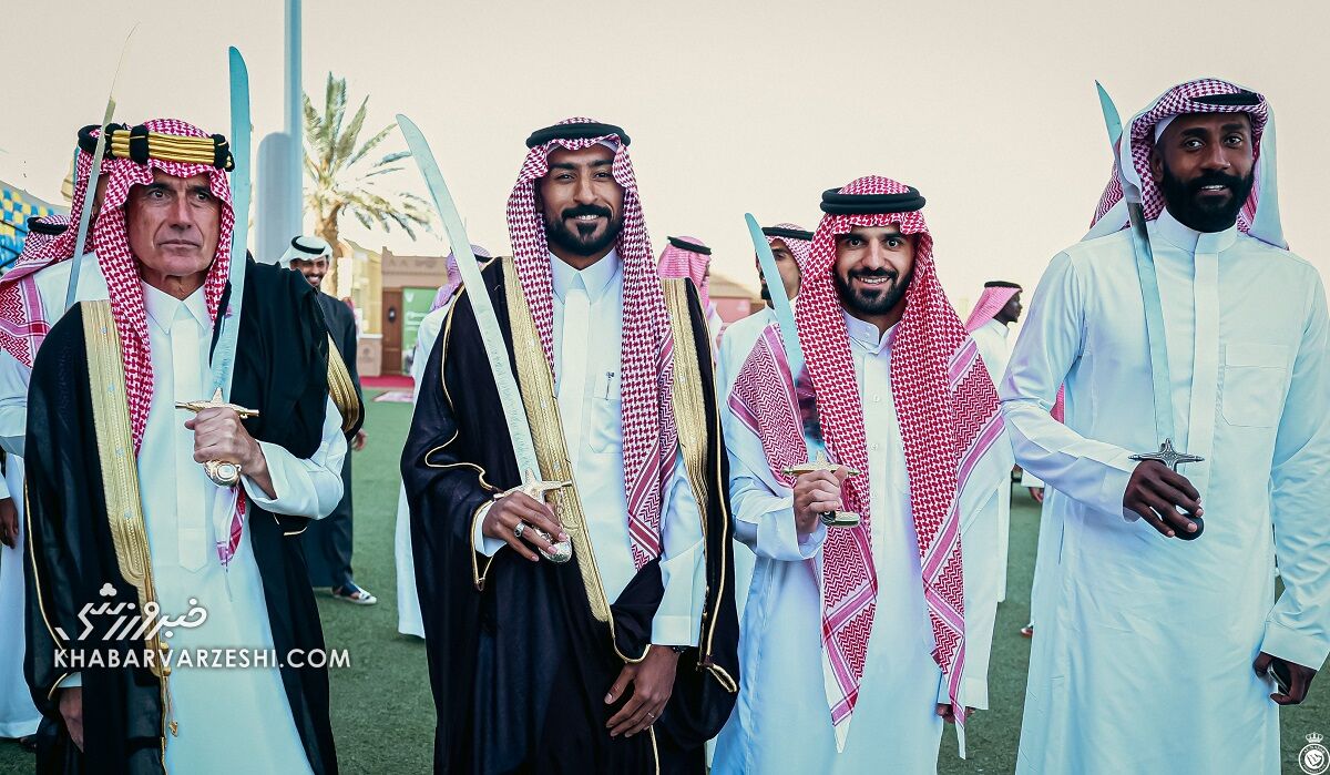 رونالدو باز هم شیخ شد!/ روز تأسیس عربستان همه را دشداشهپوش میکند +ویدیو