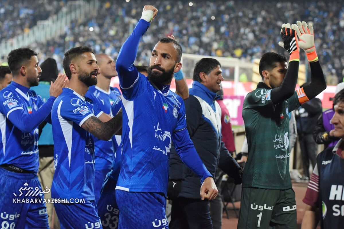 امید ویژه طرفداران استقلال به مرد روزهای خاص +ویدیو امید ویژه طرفداران استقلال به مرد روزهای خاص +ویدیو