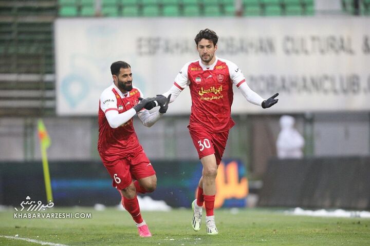 شادی گل گیورگی گولسیانی؛ ذوب‌آهن - پرسپولیس