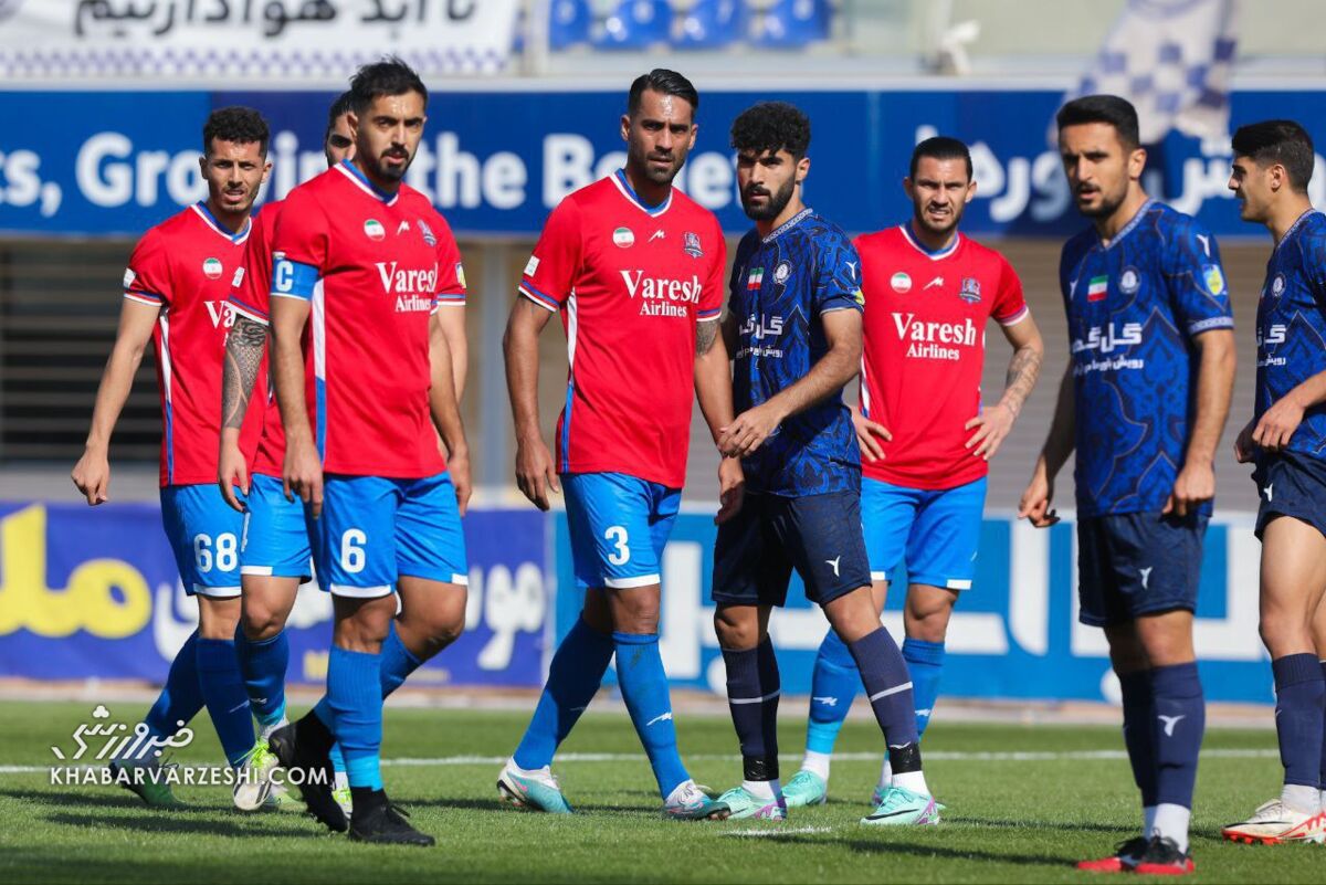 آرزو میکنم قبل از بازی با استقلال در لیگ برتر ماندگار شویم/ محل بازیهای پرسپولیس نباید عوض شود/  به خطیر گفتم نمیشود مدیر استقلال شوی ولی کار را جلو نبری!