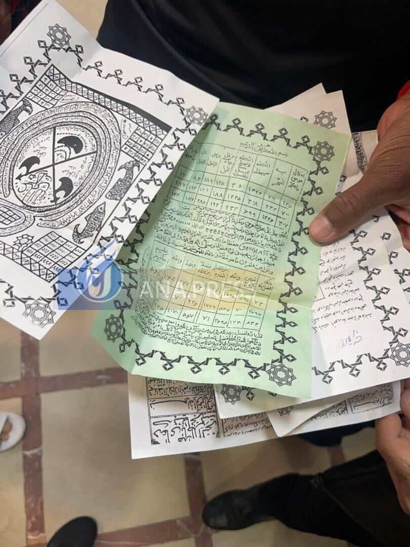 عکس| جادوگری علیه پرسپولیس در اصفهان/ پیدا شدن سحر و جادو در رختکن تیم اوسمار