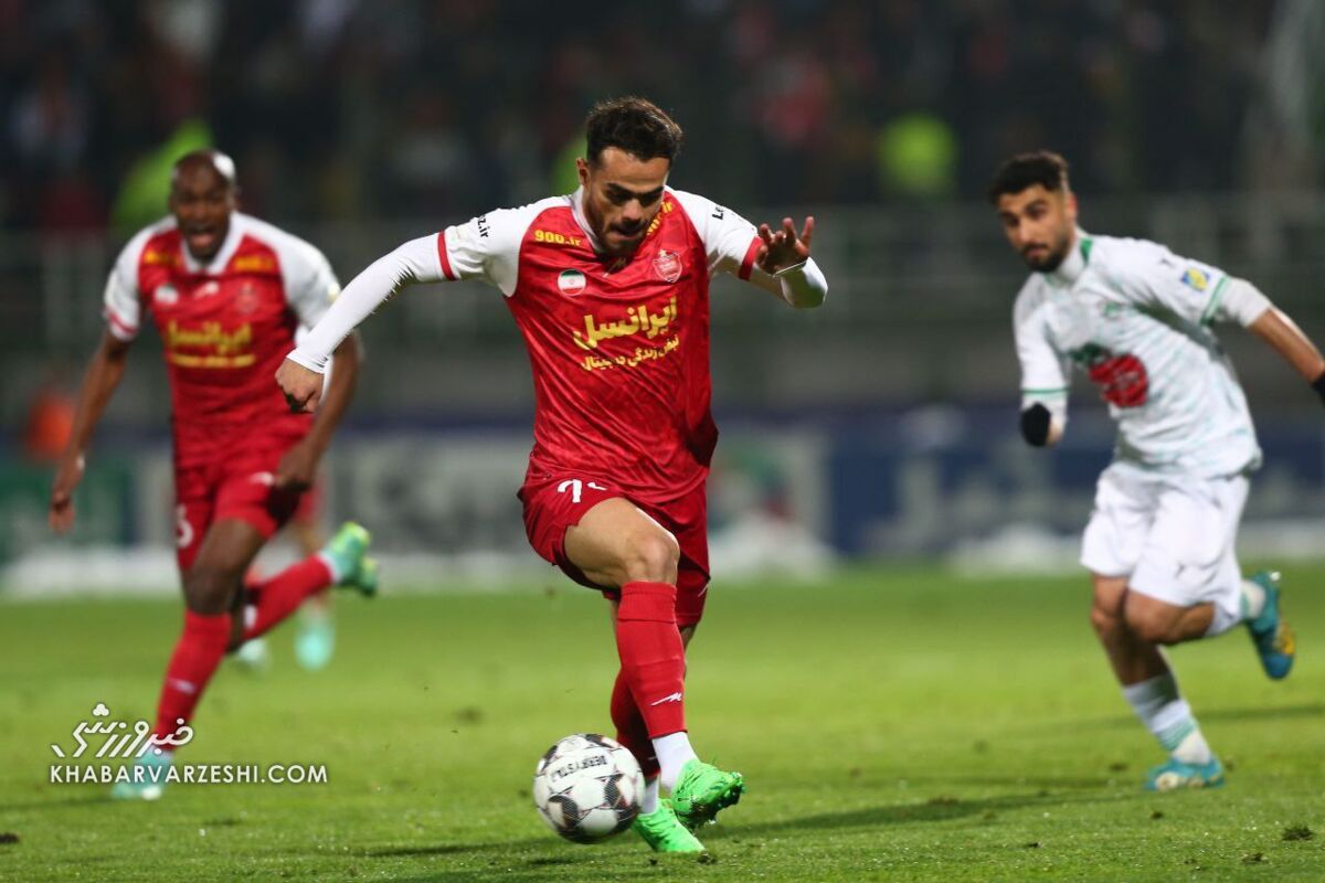 فراز و نشیب خرید تازه پرسپولیس/ روند سینوسی مانع گلزنی اورونوف شد فراز و نشیب خرید تازه پرسپولیس/ روند سینوسی مانع گلزنی اورونوف شد