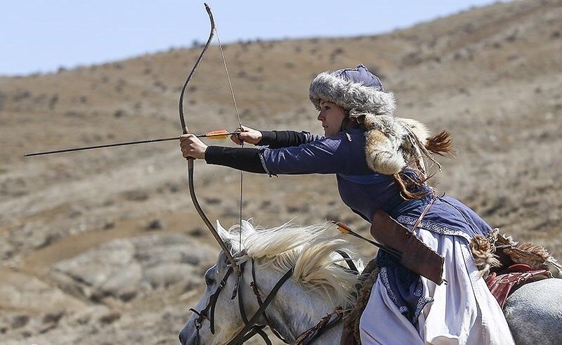 تصاویری از زنان ورزشکار در مسابقات هنرهای رزمی سواره تصاویری از زنان ورزشکار در مسابقات هنرهای رزمی سواره