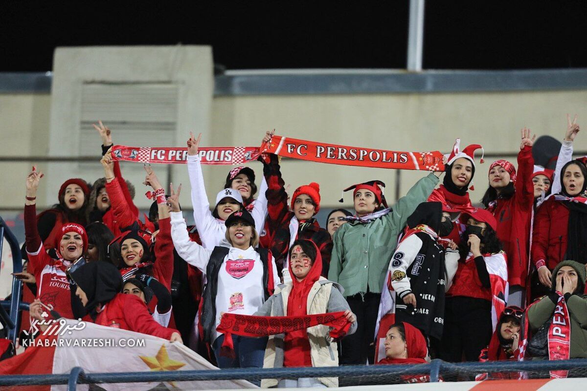 دختران هوادار پرسپولیس