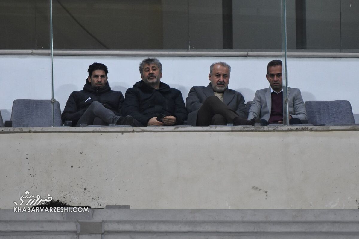 درویش: پرسپولیس تحت پوشش یک وزارتخانه خاص است و استقلال جای دیگر! درویش: پرسپولیس تحت پوشش یک وزارتخانه خاص است و استقلال جای دیگر!