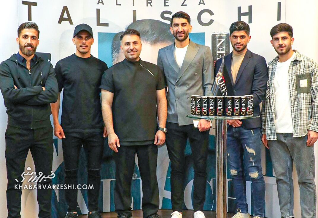 تصاویر| ستارههای پرسپولیس در کنسرت علیرضا طلیسچی/ تیپ جالب بیرانوند، دانیال و بمب قرمزها در کنار خواننده محبوب بازیکنان پرسپولیس در کنسرت علیرضا طلیسچی