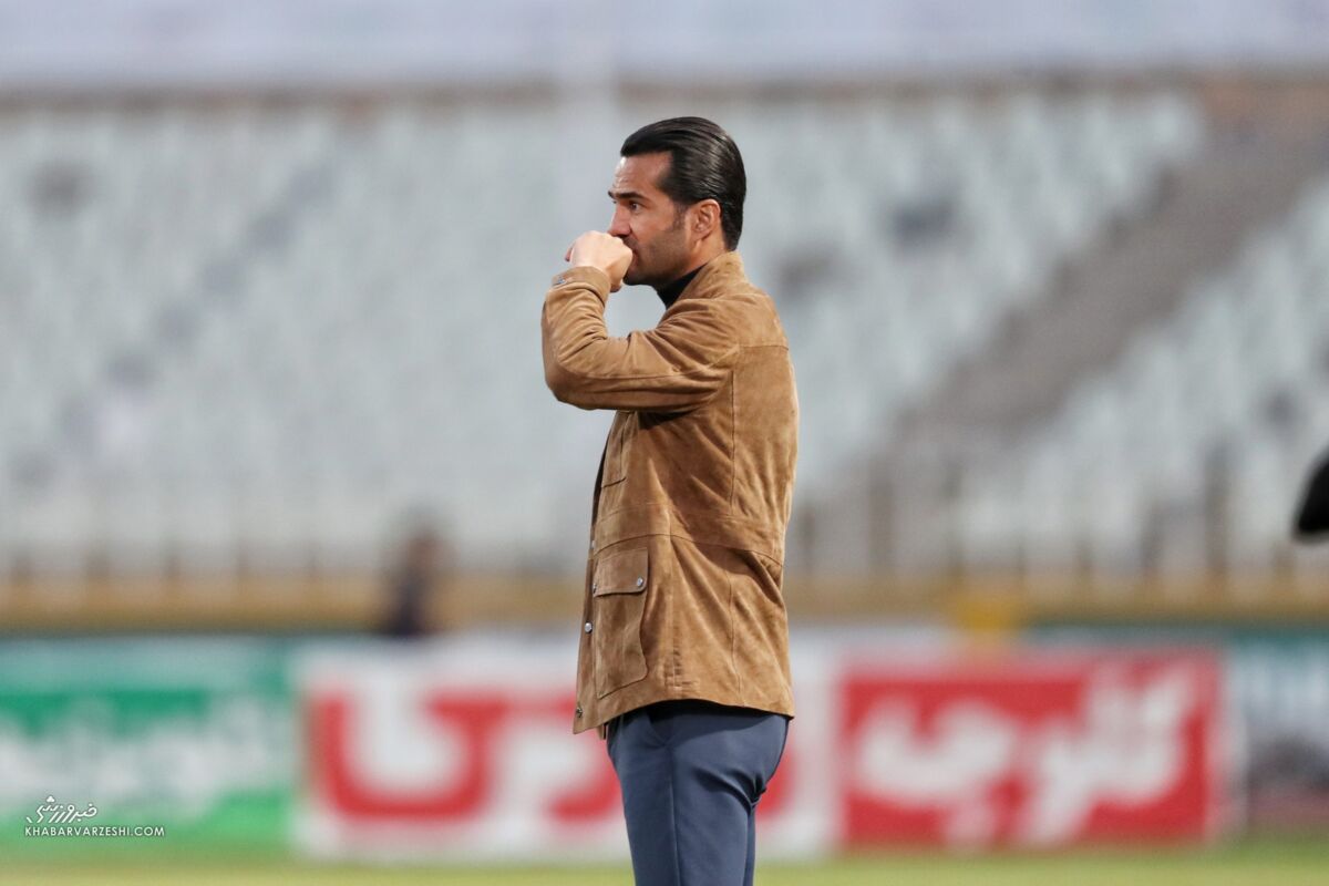 مسعود شجاعی: داوران کم لطفی میکنند/ جوانگرایی در تیم ملی باید با برنامه باشد مسعود شجاعی: داوران کم لطفی میکنند/ جوانگرایی در تیم ملی باید با برنامه باشد