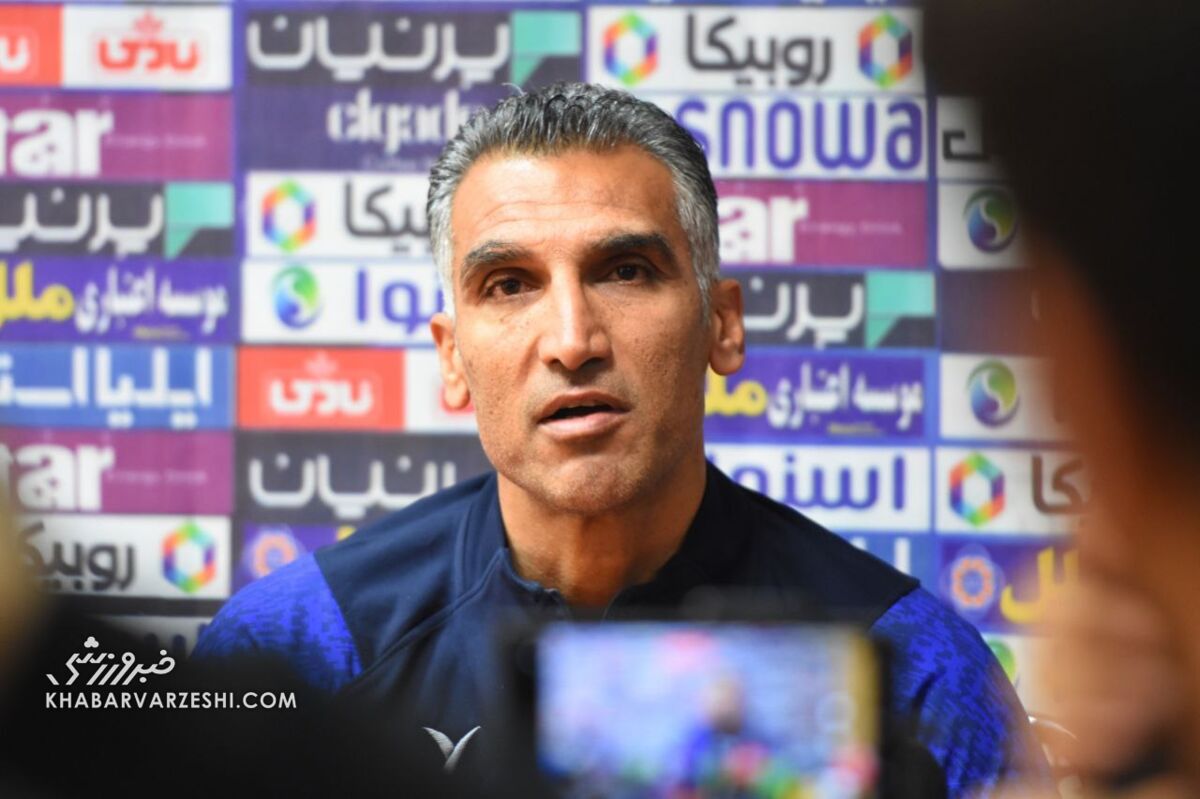 زشت مثل ادبیات و رفتار هاشمینسب/ این دستیار چه کمکی به استقلال و فوتبال میکند؟ زشت مثل ادبیات و رفتار هاشمینسب/ این دستیار چه کمکی به استقلال و فوتبال میکند؟