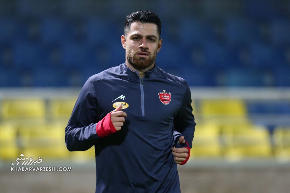 عکس| مدافع پرسپولیس در کنار چهره جنجالی اینستاگرام عکس| مدافع پرسپولیس در کنار چهره جنجالی اینستاگرام