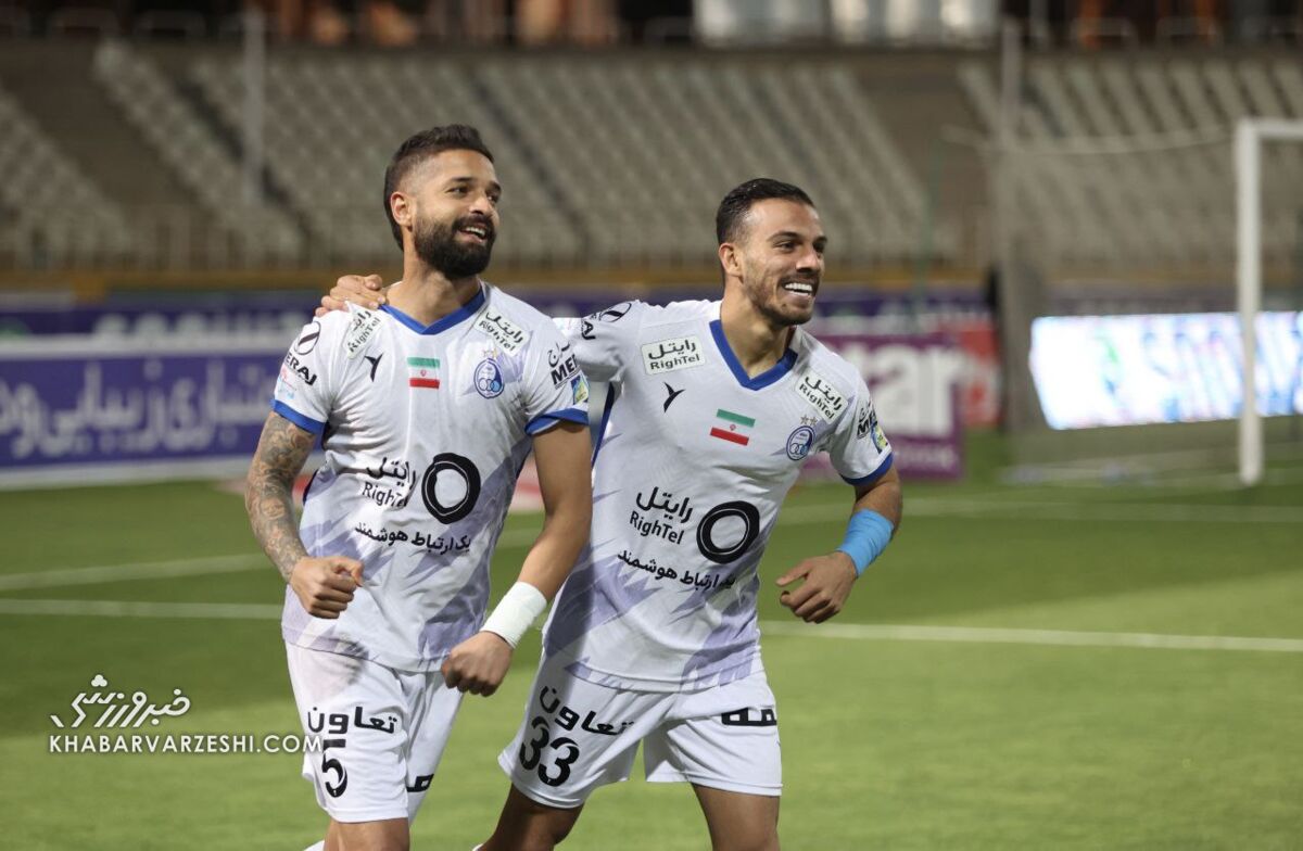 گل خاص استقلال محصول مشترک دو چپپا/ نکونام به لطف مدافعانش صدرنشین ماند گل خاص استقلال محصول مشترک دو چپپا/ نکونام به لطف مدافعانش صدرنشین ماند