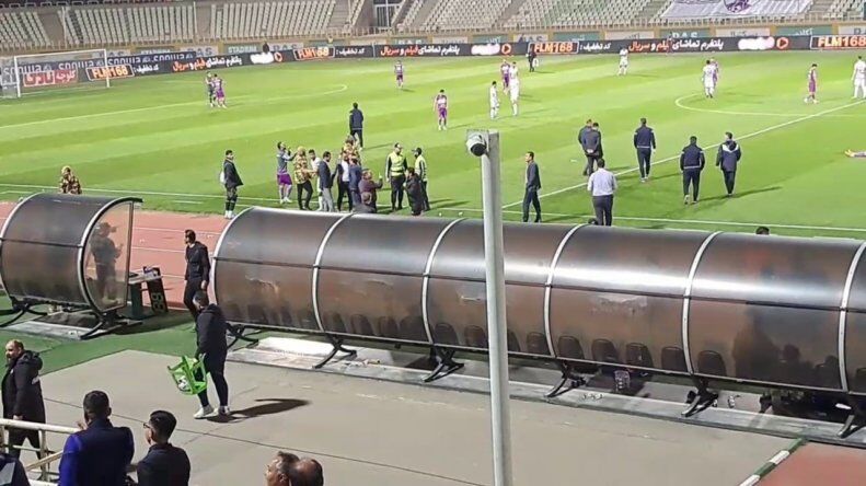 عکی| رفتار غیرمنتظره نکونام با مسعود شجاعی/ لالیگاییهای سابق با هم قهر کردند؟