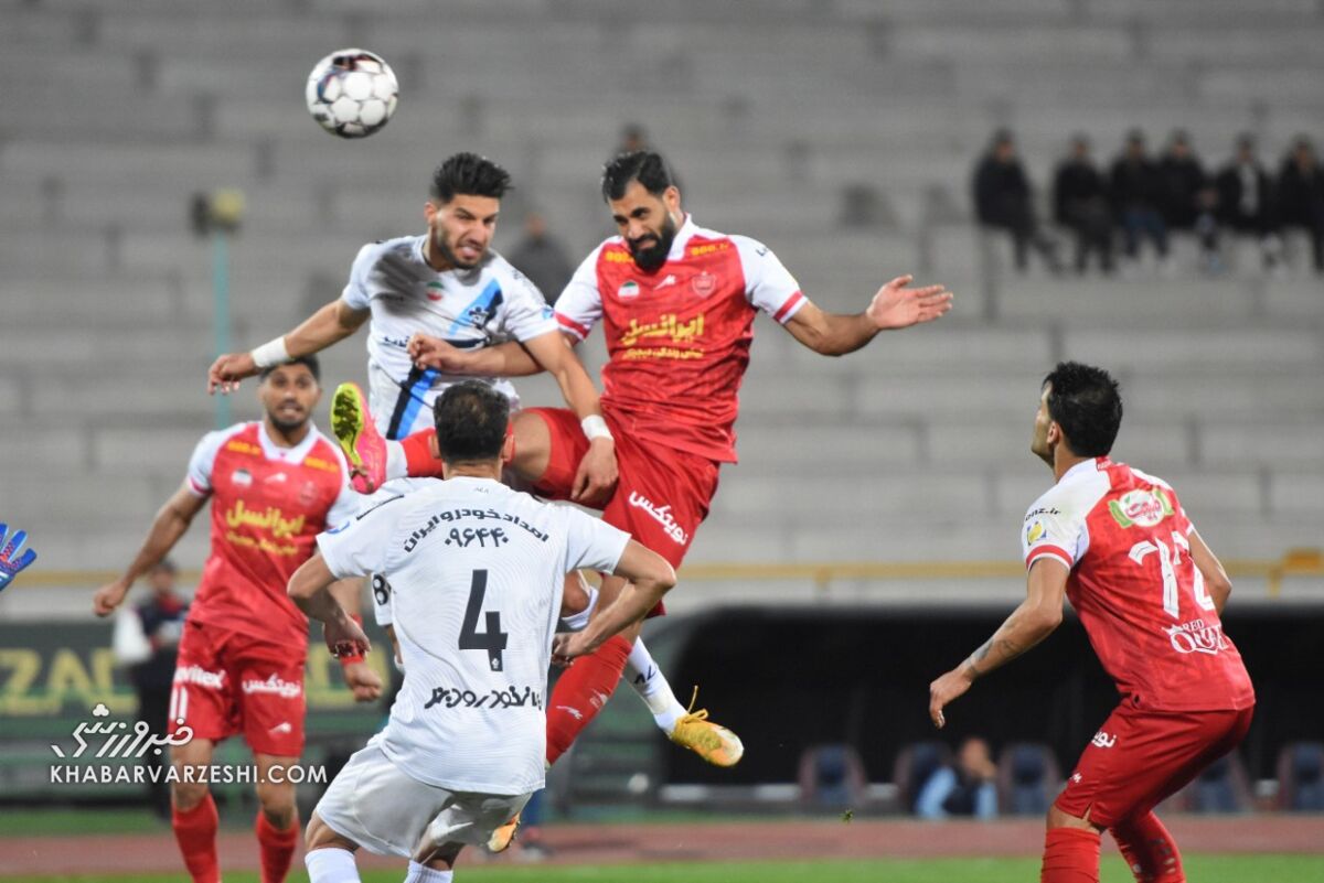 دیدار پیکان و پرسپولیس بدون تماشاگر برگزار می‌شود