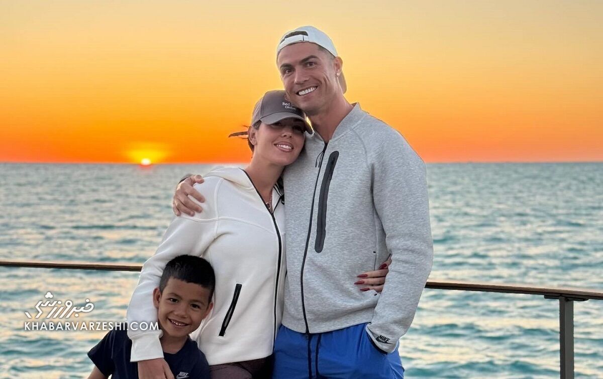 عکس رونالدو و جورجینا در ساحل