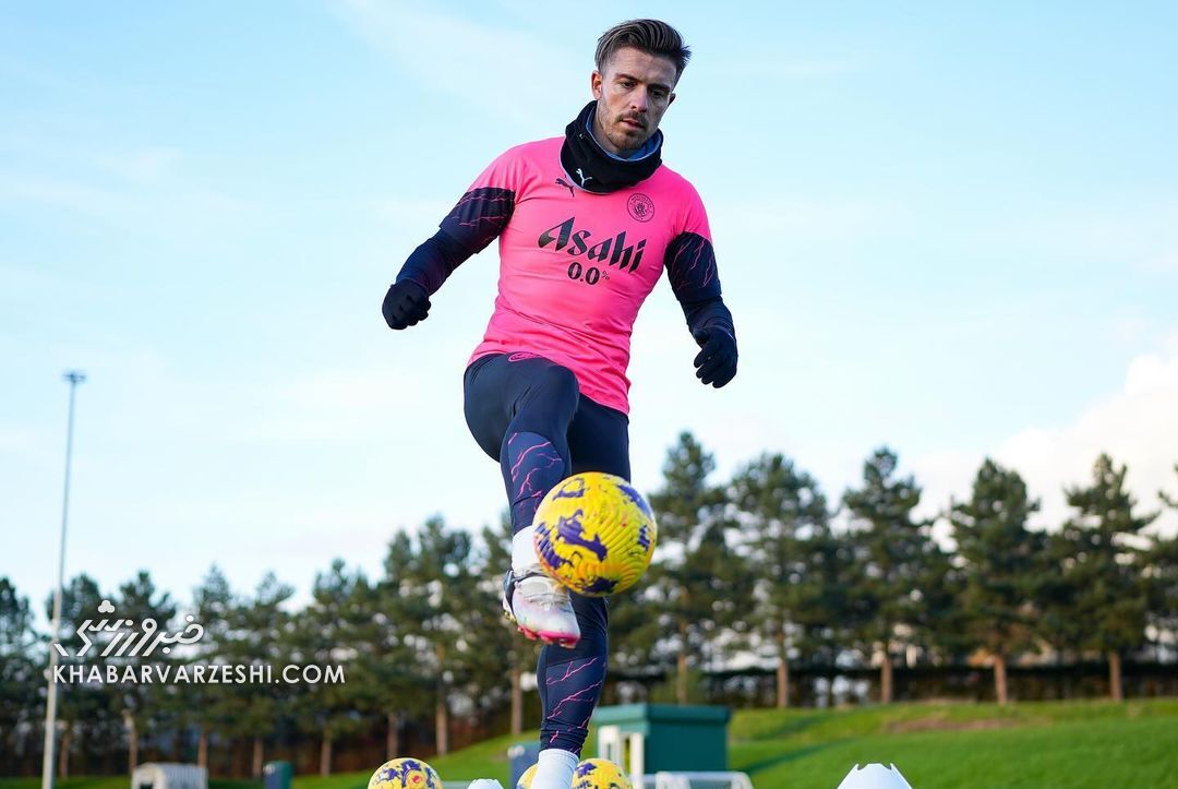 یک ماه تنهایی... و رمز و راز موهای گریلیش در زیر آب! +عکس