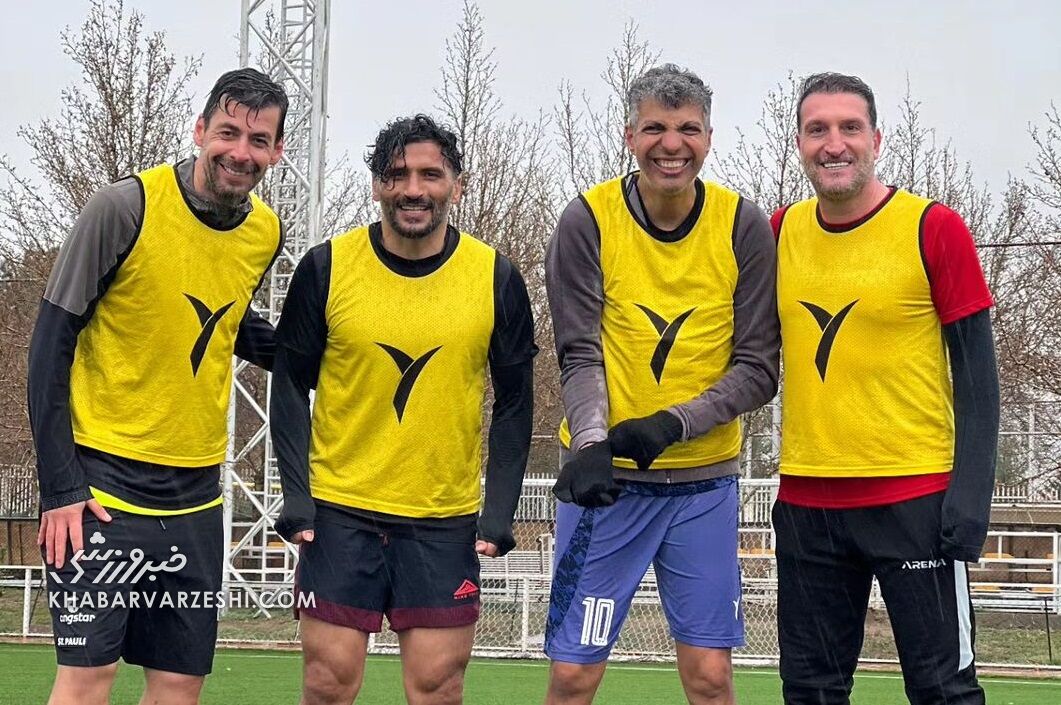 عکس| کری خوانی داغ عادل فردوسیپور با ستارههای استقلال و پرسپولیس عکس| کری خوانی داغ عادل فردوسیپور با ستارههای استقلال و پرسپولیس