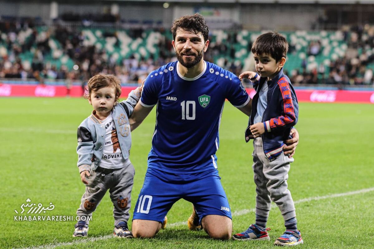 عکس| رونمایی ستاره استقلال از چهره فرزندانش