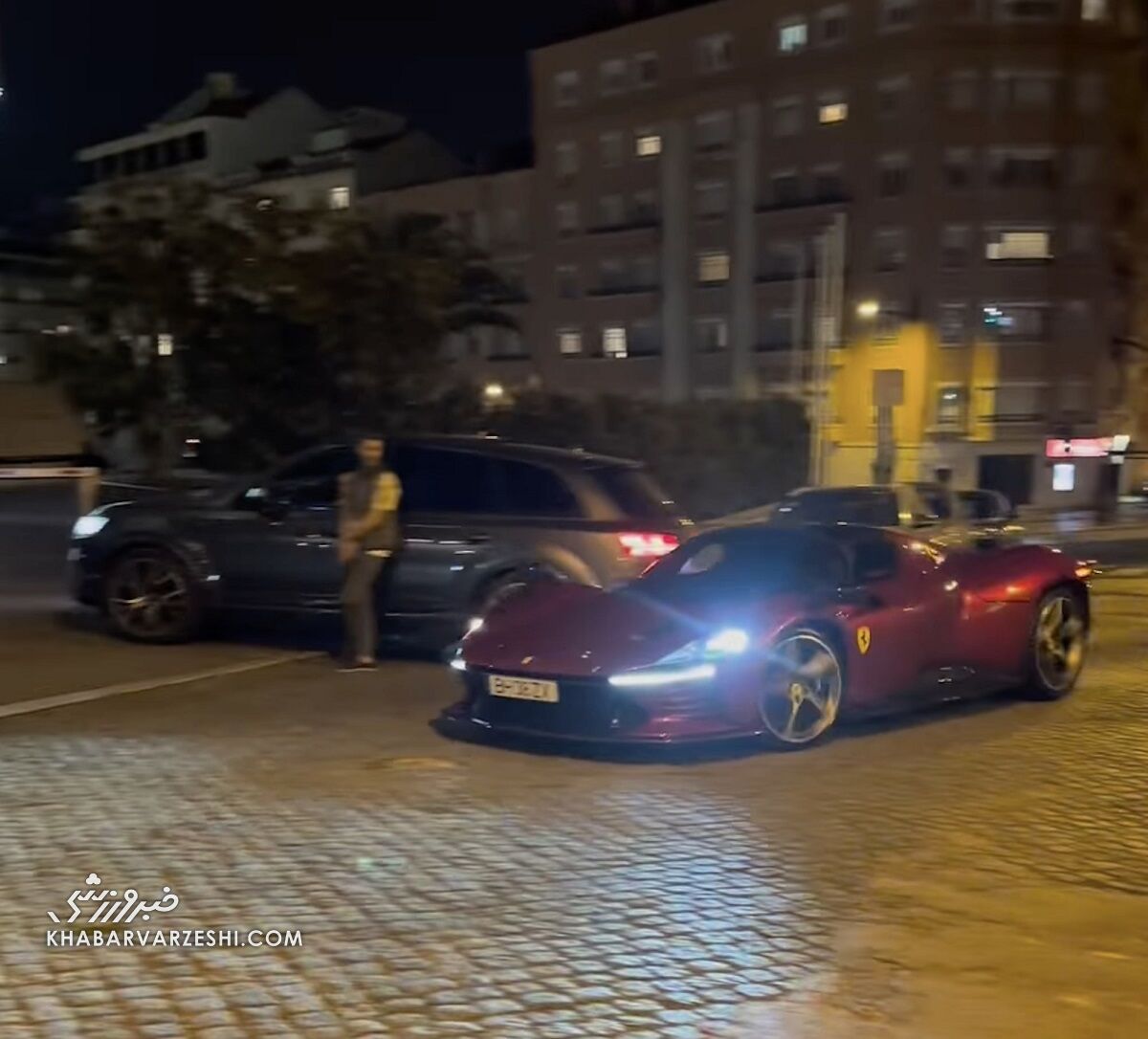 رونالدو در پرتغال با فِراری کمیاب +تصاویر