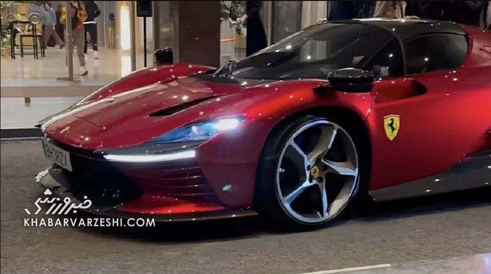 رونالدو در پرتغال با فِراری کمیاب +تصاویر