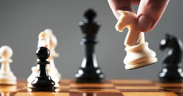 معرفی بازی شطرنج Chess Play & Learn Mod Apk