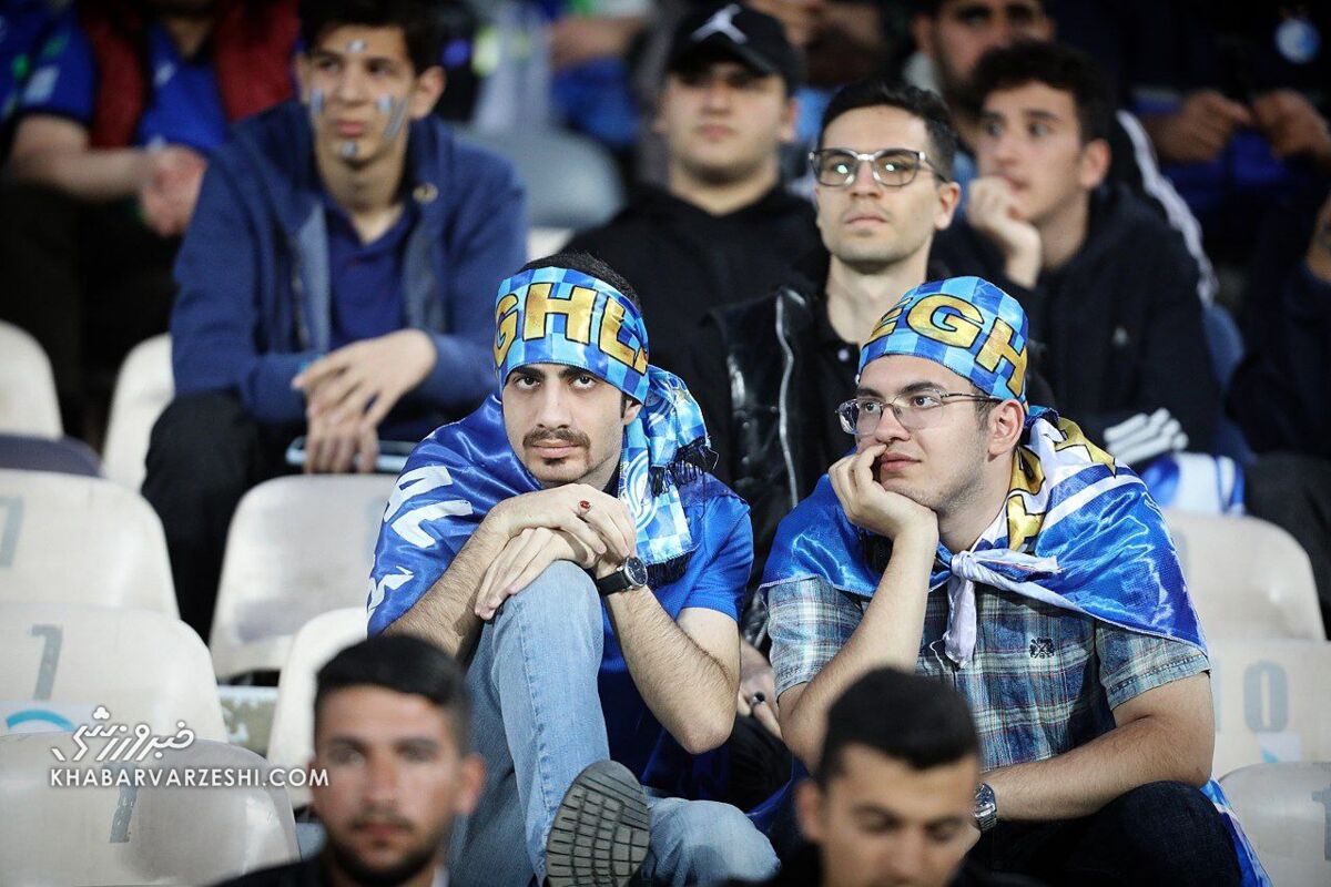 دلخوری هواداران از مدل یارگیری استقلال/ ریسک بزرگ با جذب بازیکن ۳۴ ساله؛ چرا کریمی نمی آید؟ دلخوری هواداران از مدل یارگیری استقلال/ ریسک بزرگ با جذب بازیکن ۳۴ ساله؛ چرا کریمی نمی آید؟