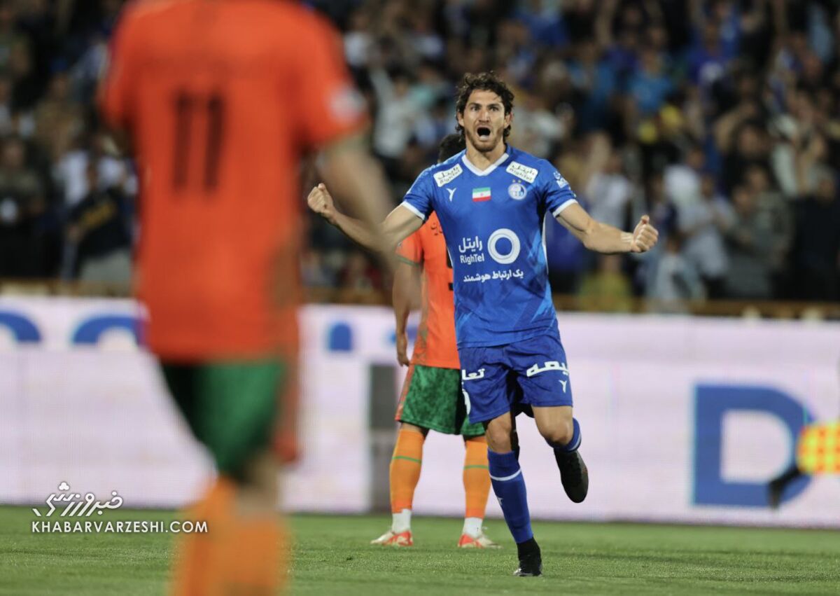 دو ستاره استقلال در ریکاوری هم حاضر شدند دو ستاره استقلال در ریکاوری هم حاضر شدند