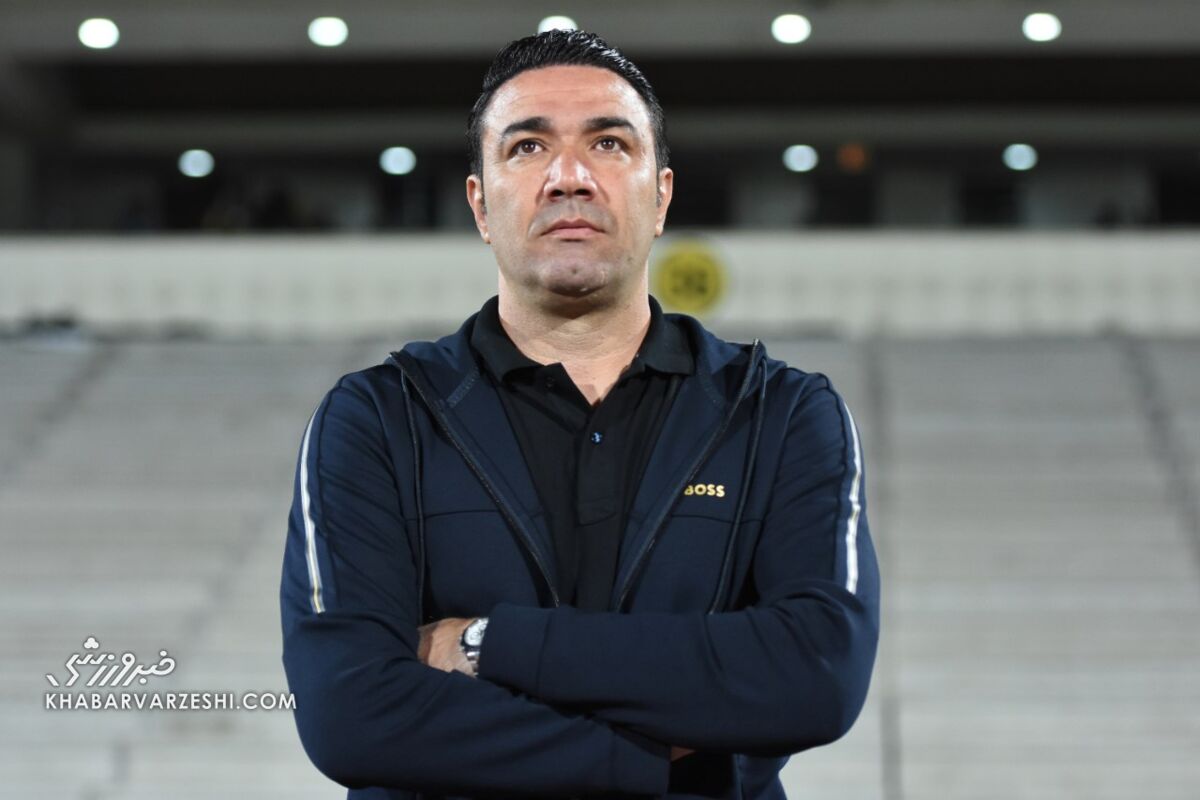 واکنش نکونام به جنجال پیرمرد سپاهانی/ کسی نمیتواند به من بگوید که حتما بیایم واکنش نکونام به جنجال پیرمرد سپاهانی/ کسی نمیتواند به من بگوید که حتما بیایم