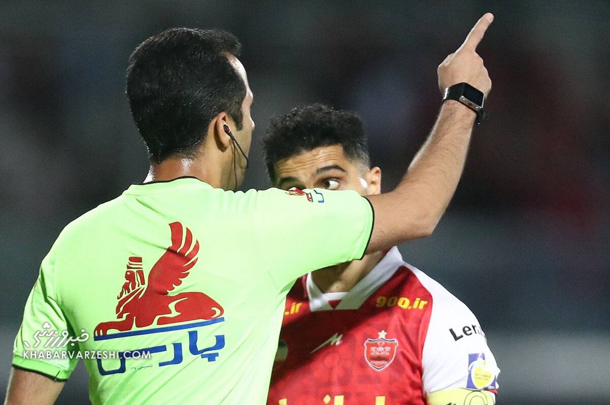 داور بازی پرسپولیس از قطر میآید/ سوتهای جنجالی این داور علیه تیم اوسمار