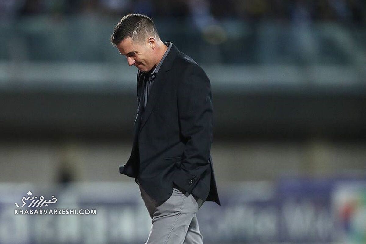 اوسمار مچ نکونام را خواباند اوسمار مچ نکونام را خواباند