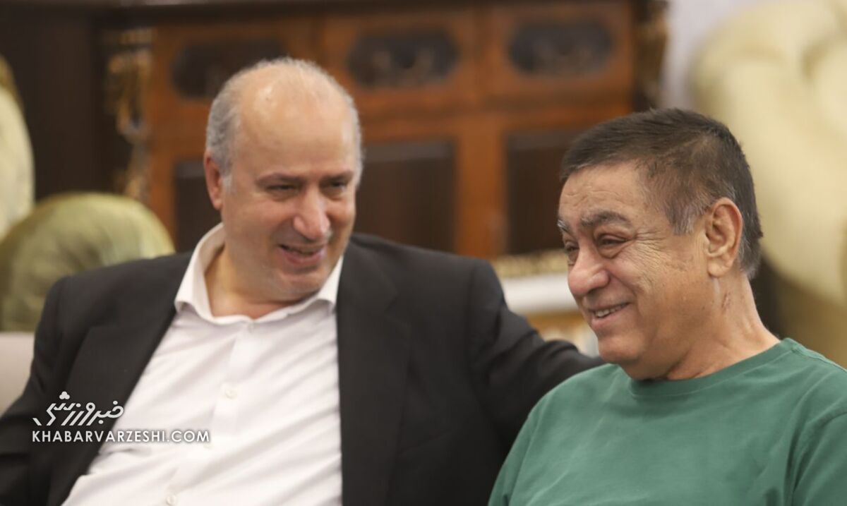 تصاویر| پیشکسوت محبوب فوتبال ایران سورپرایز شد