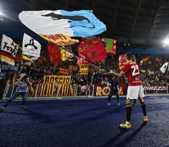 اقدام توهینآمیز همتیمی سردار آزمون!/ رفتار عجیب بازیکن رم برای هواداران گران تمام شد +عکس