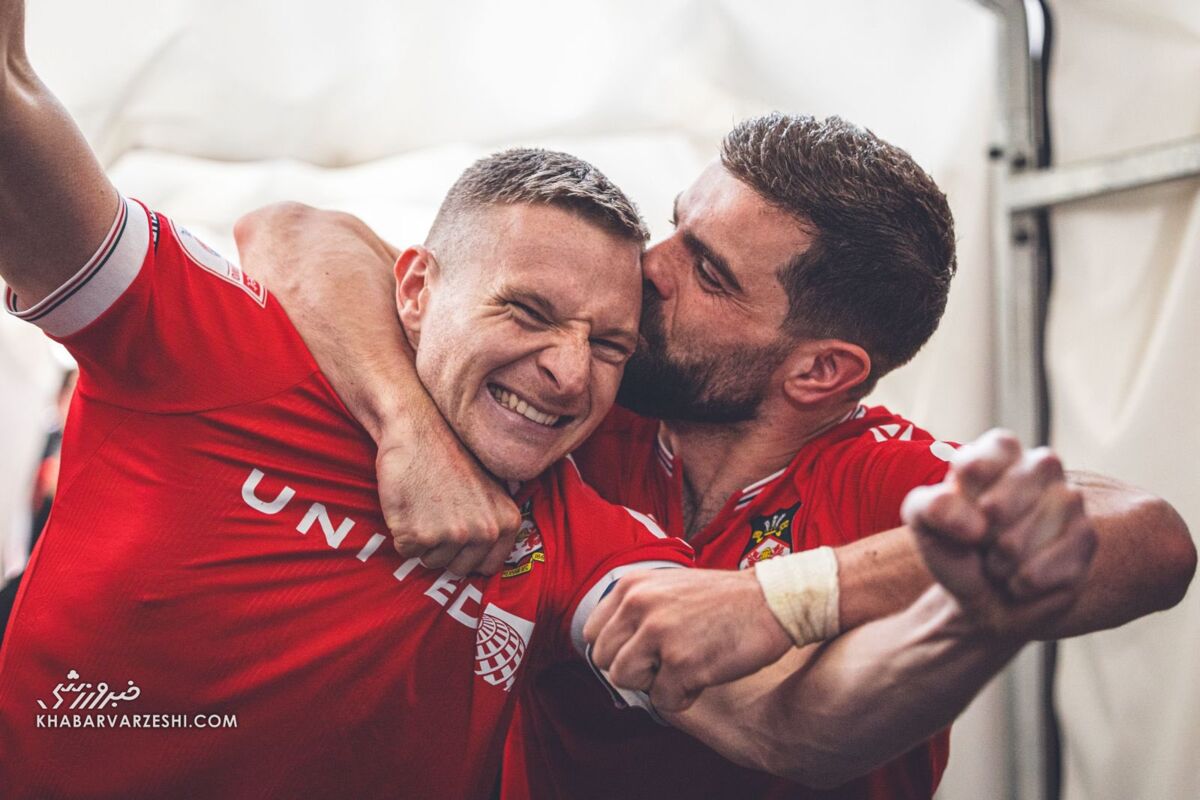 شاهکار هالیوودیها در فوتبال انگلیس/ تیم شگفتیساز دو دسته تا لیگ برتر فاصله دارد +تصاویر