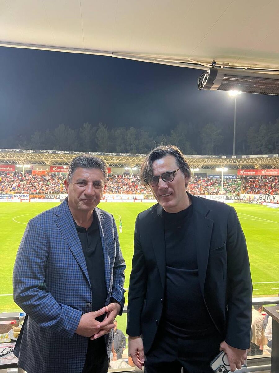 عکس| استقبال مونتلا از قلعهنویی/ این تیم مطرح حریف تیم ملی میشود؟