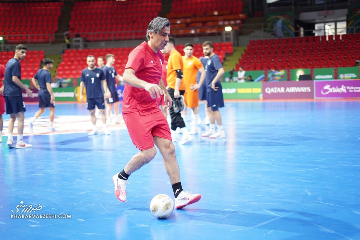 تصاویر| نخستین تمرین تیم ملی فوتسال در بانکوک/ اقدام وحید شمسایی و فریاد کاپیتان!