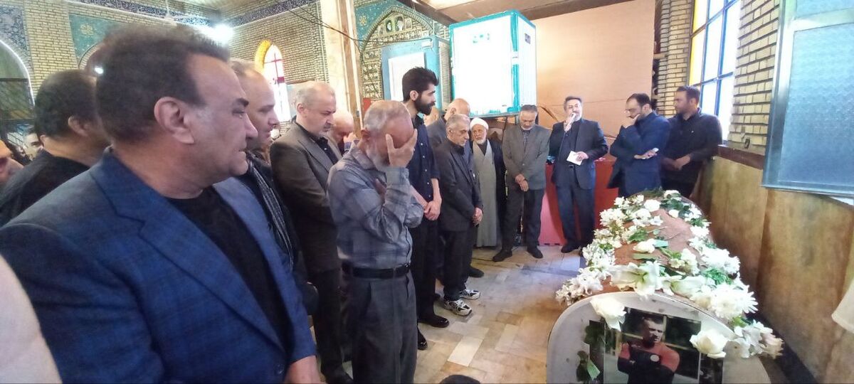 برگزاری مراسم تشییع مربی بدنساز پرسپولیس با حضور امین حیایی و استقلالیها +تصاویر