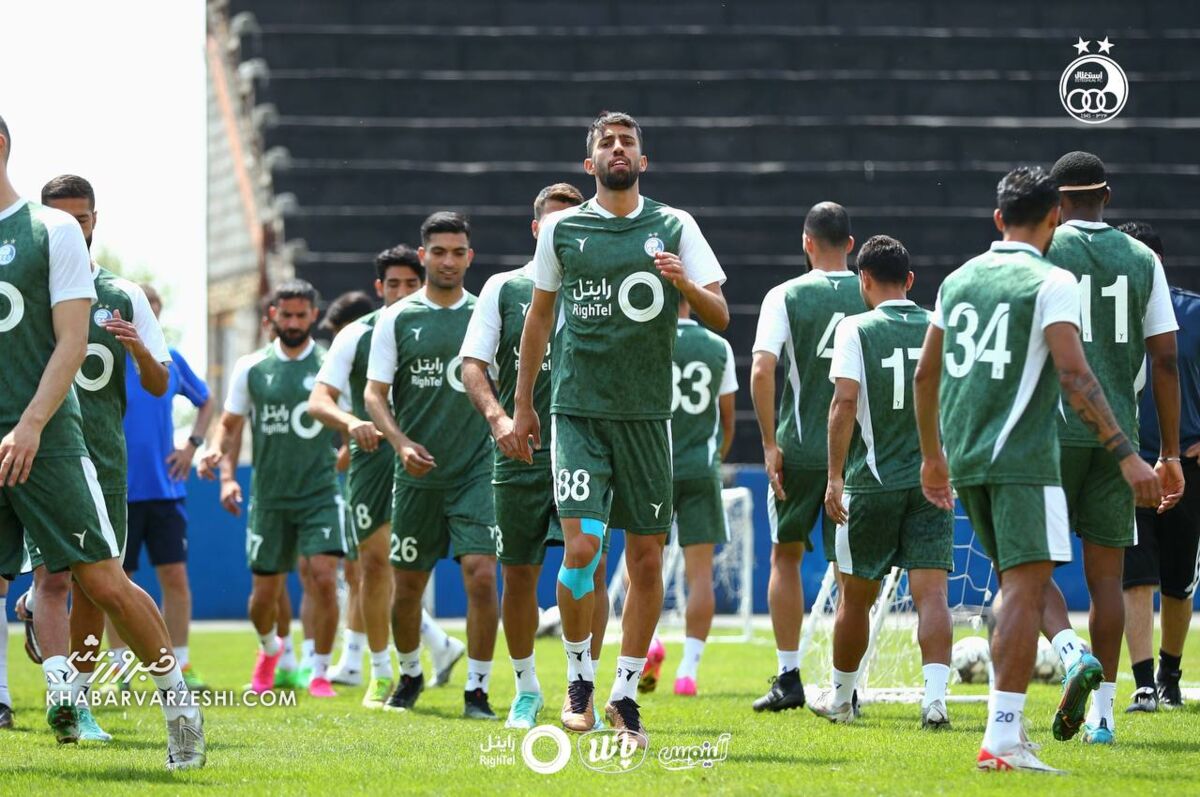 هافبک نه چندان محبوب، آقای گل استقلال شد! هافبک نه چندان محبوب، آقای گل استقلال شد!