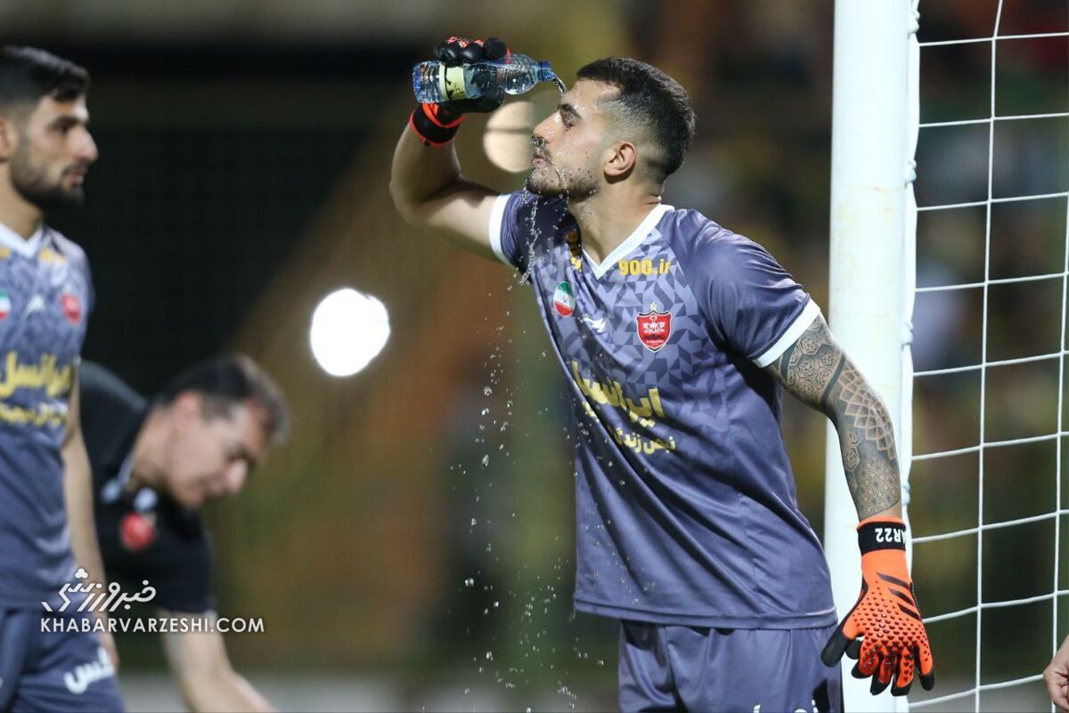 ماجرای پرسپولیسی شدن جانشین بیرانوند که این روزها ستاره است/ او دروازهبان چهارم تیمش بود! ماجرای پرسپولیسی شدن جانشین بیرانوند که این روزها ستاره است/ او دروازهبان چهارم تیمش بود!