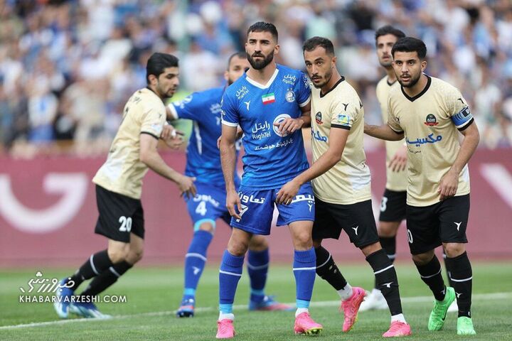 مهرداد محمدی؛ استقلال - شمسآذر