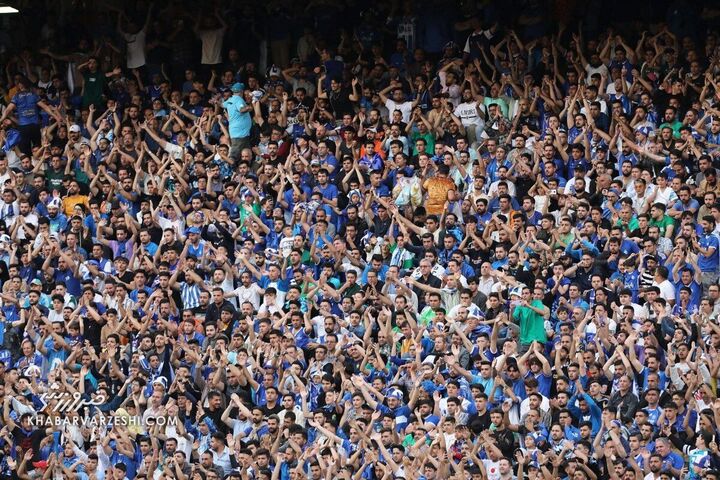 هواداران استقلال؛ استقلال - شمسآذر