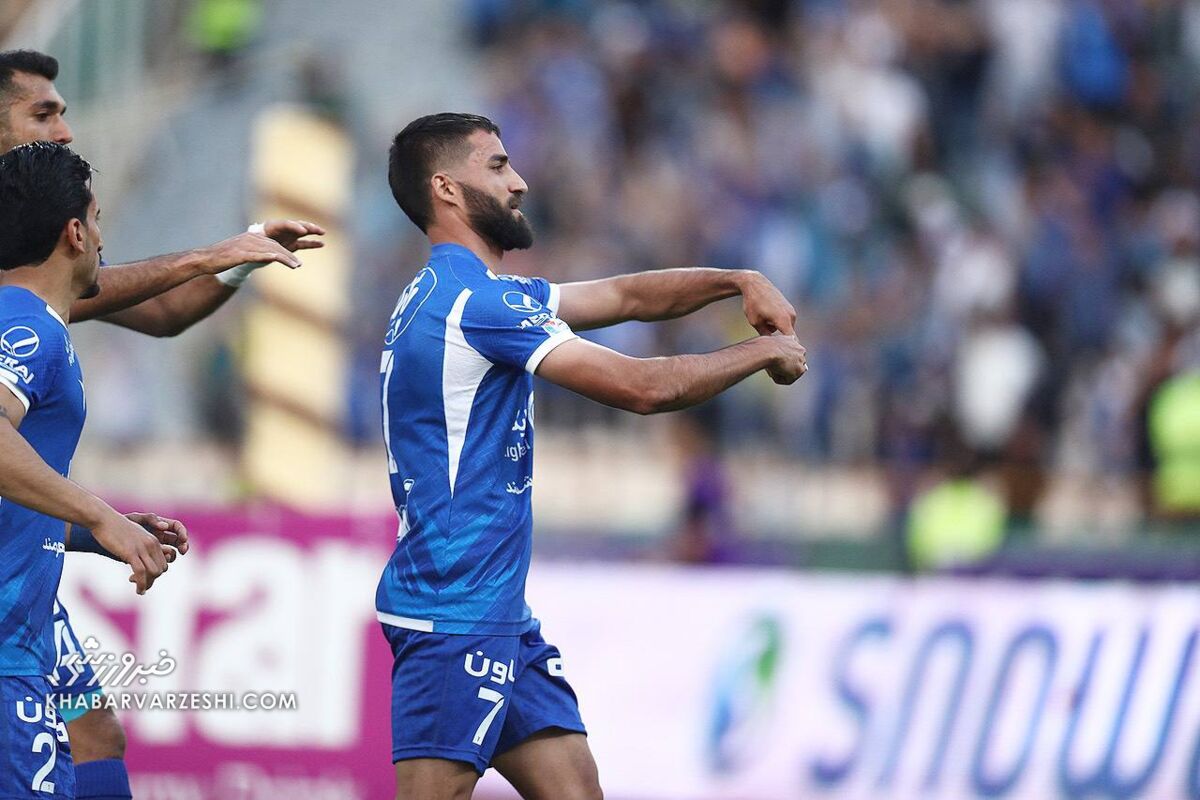 سرمربی و ستاره استقلال، اولین قربانیان رویکرد جدید فدراسیون/ این مرتبه جرایم آب نرفتند! سرمربی و ستاره استقلال، اولین قربانیان رویکرد جدید فدراسیون/ این مرتبه جرایم آب نرفتند!